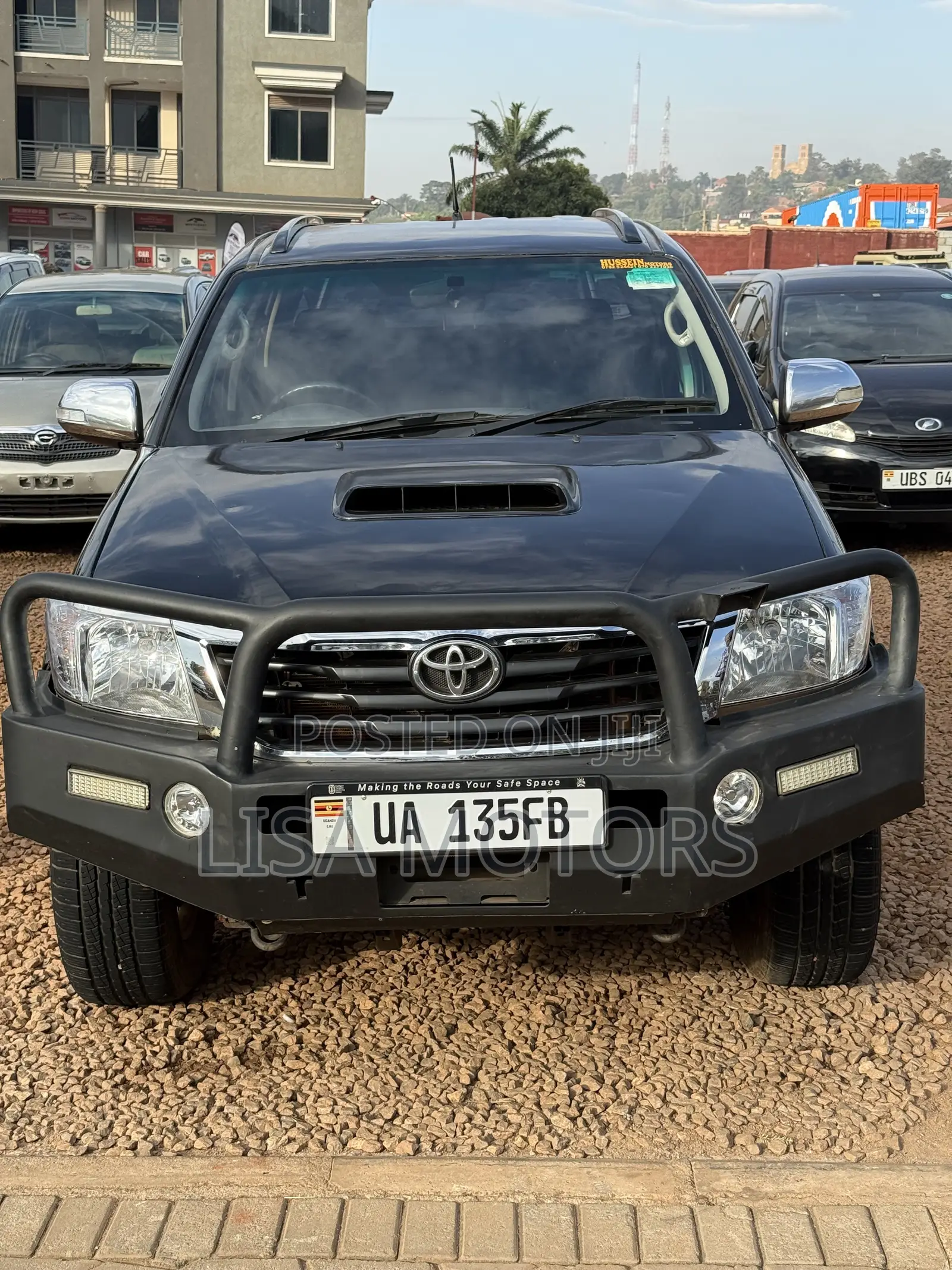 Toyota Hilux 3.0 D-4D 4x4 2012 Black