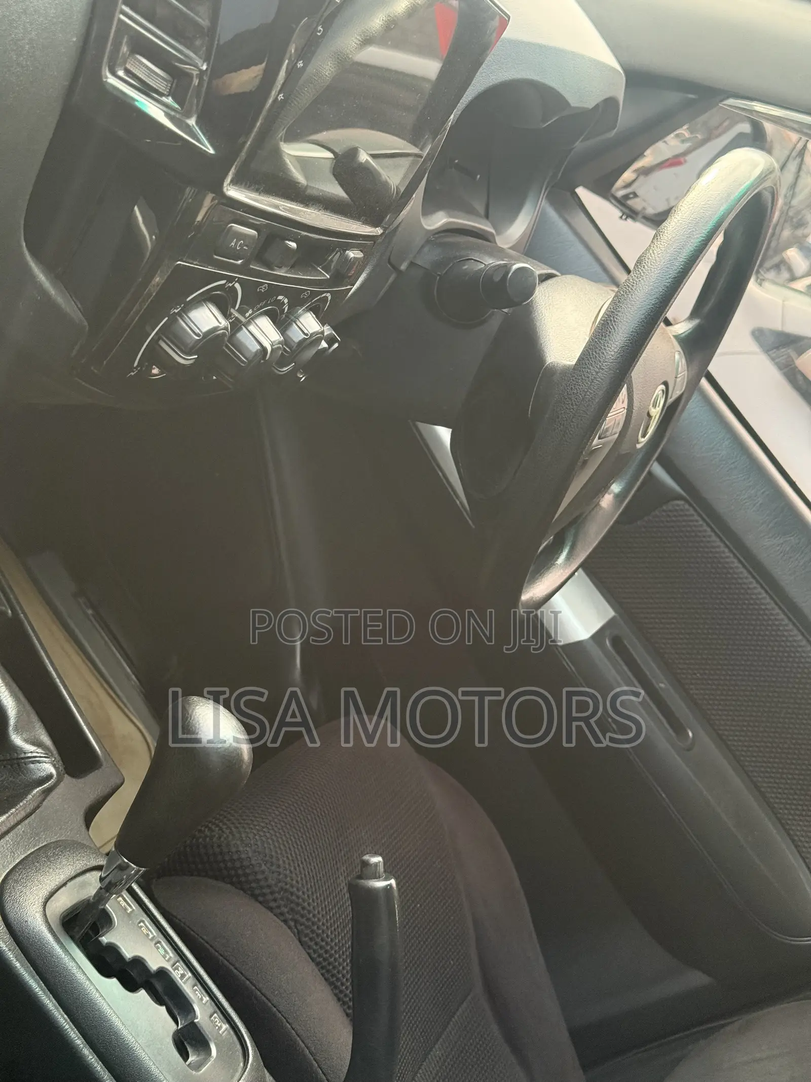 Toyota Hilux 3.0 D-4D 4x4 2012 Black