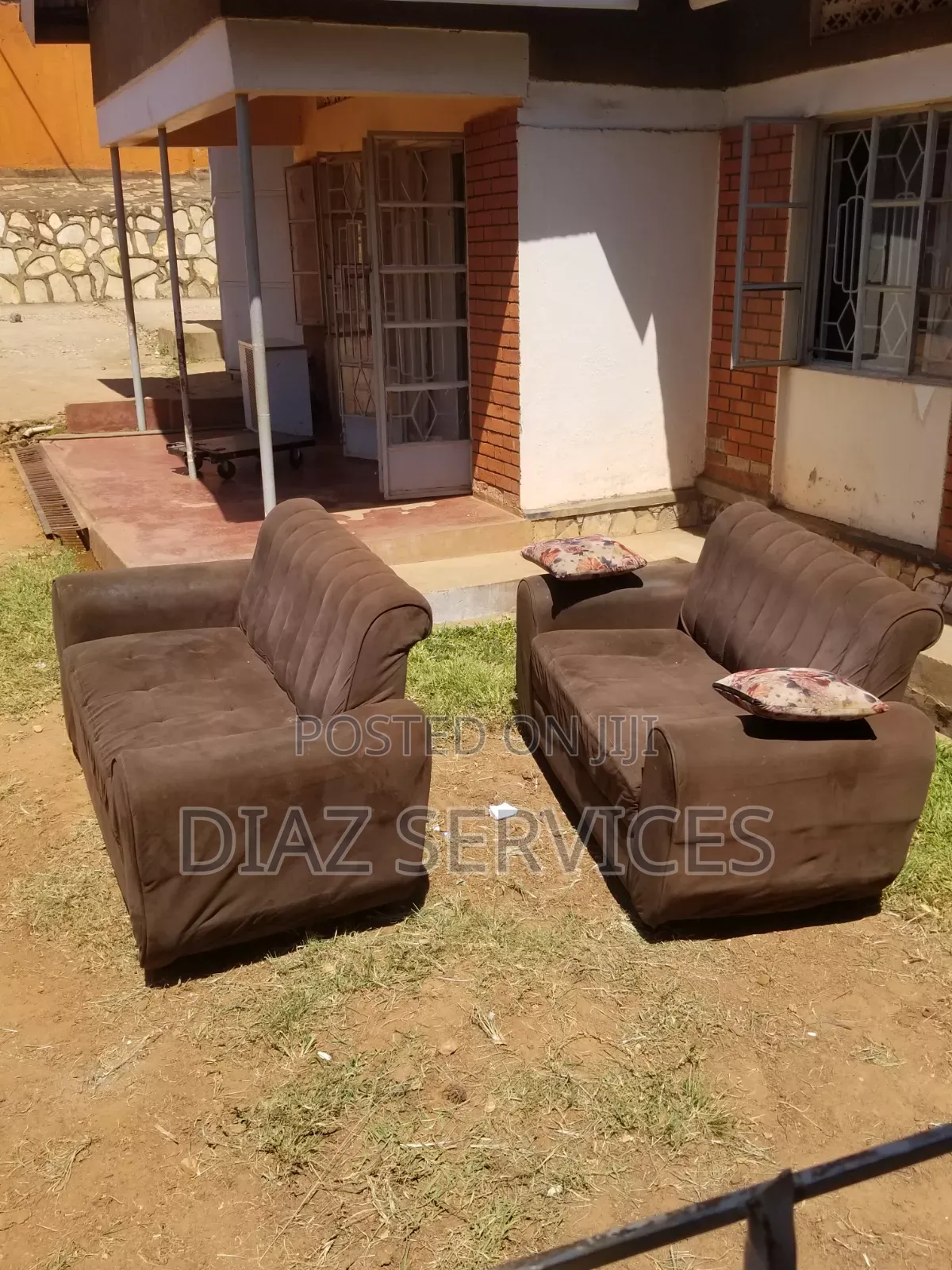 Second Hand Sofa Set