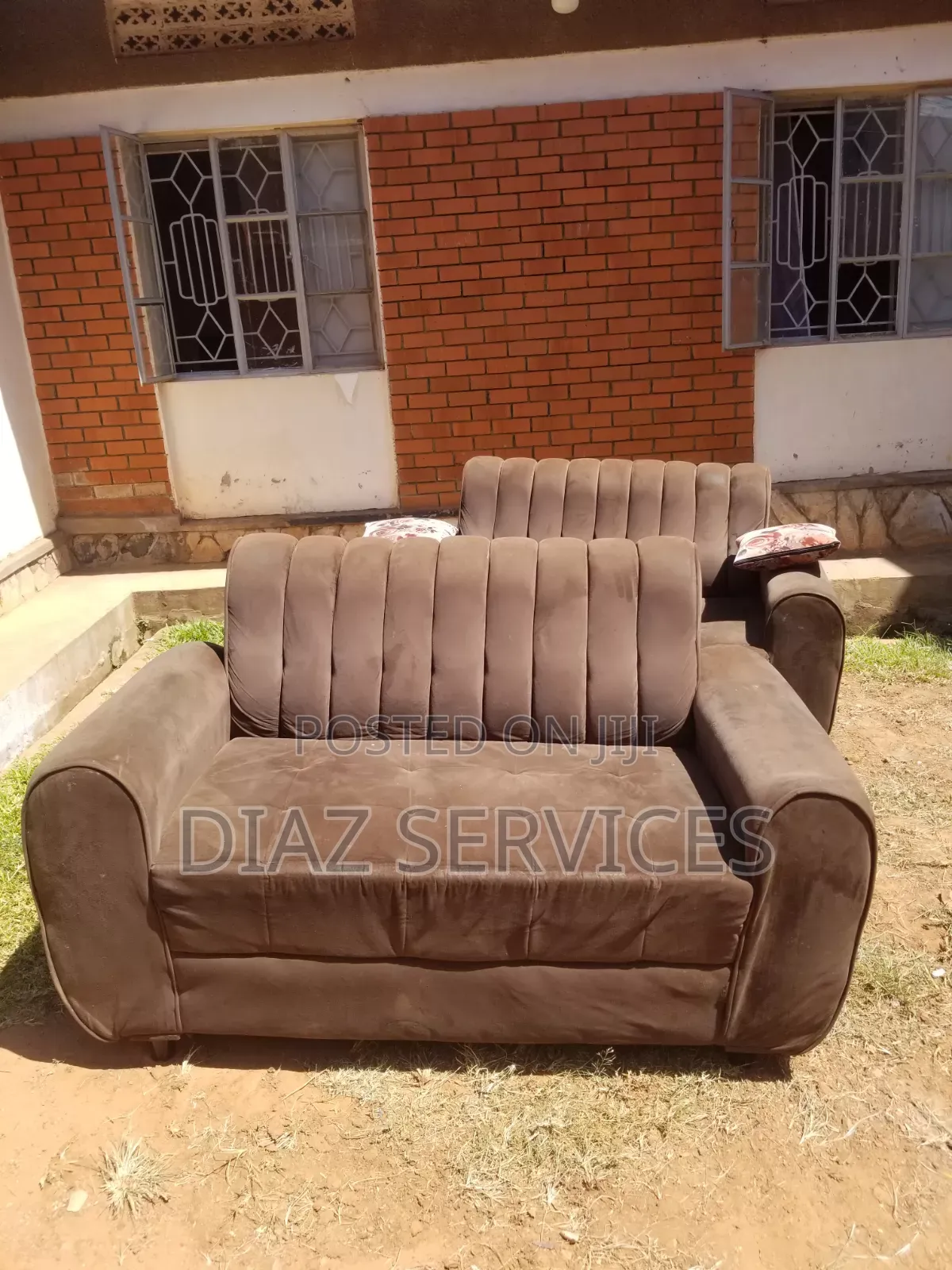 Second Hand Sofa Set