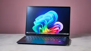Laptop HP OmniBook Ultra Flip 14" 32GB Intel Core i7 SSD 1T