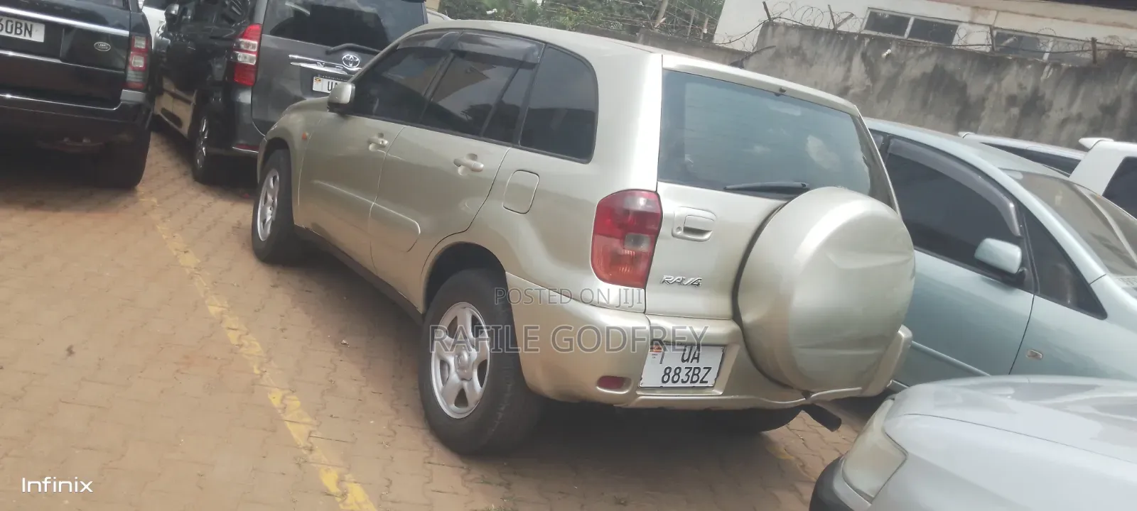 Toyota RAV4 2006 Gold