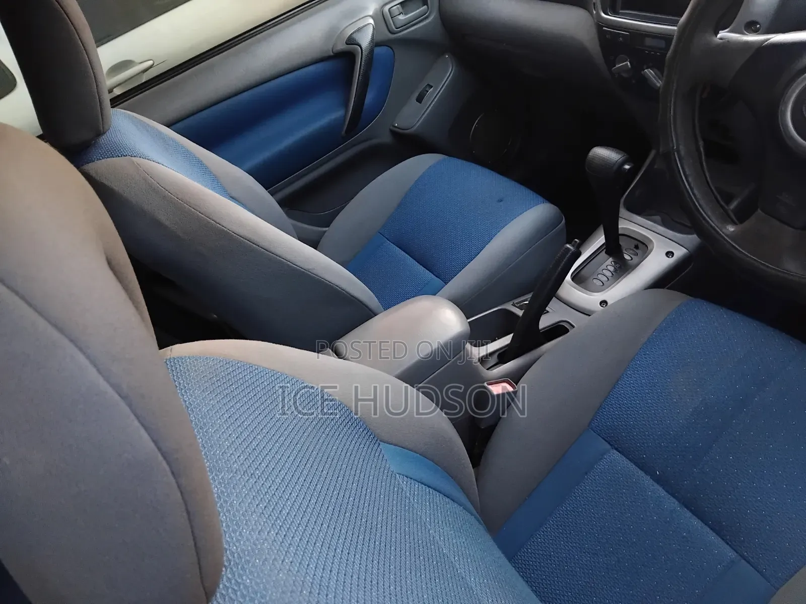 Toyota RAV4 2004 Blue