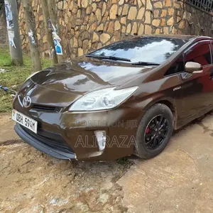 Toyota Prius 2012 Brown