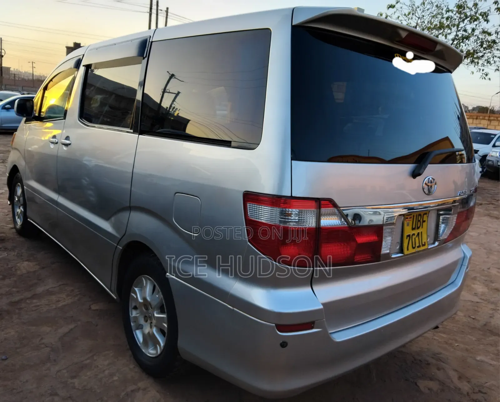 Toyota Alphard 2005 Silver