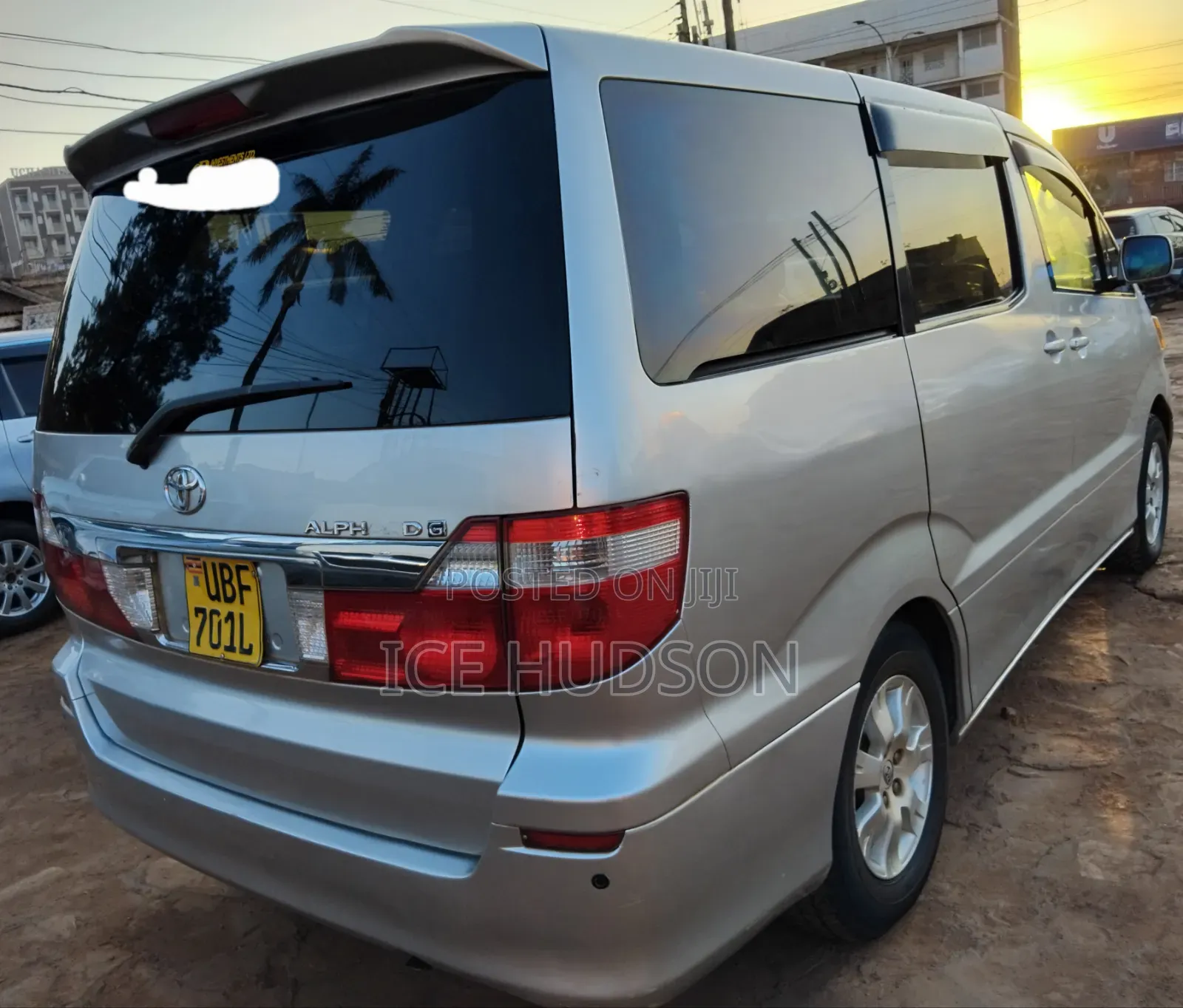 Toyota Alphard 2005 Silver