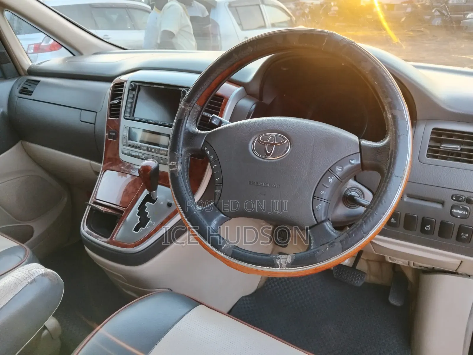Toyota Alphard 2005 Silver