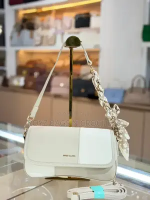 Elegant Lady Bags