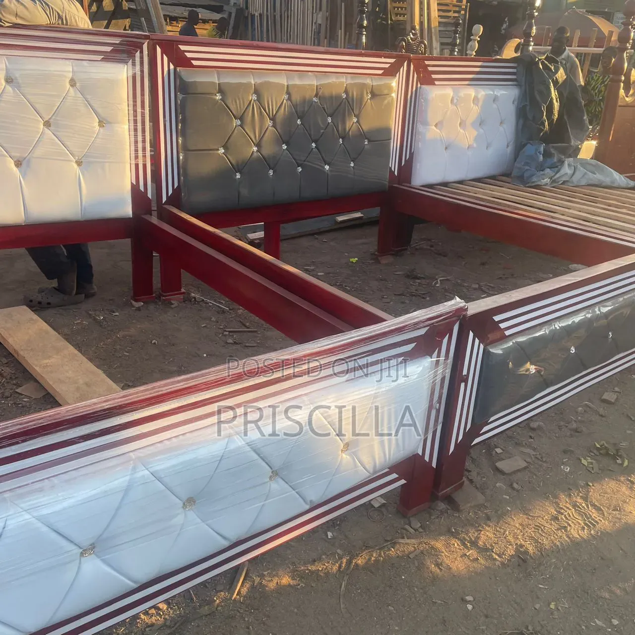 5by6 Leather on Frame Bed