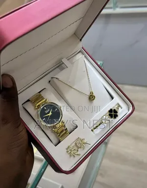 Dior Ladies Watch With a Necklace Earrings and a Bracelet