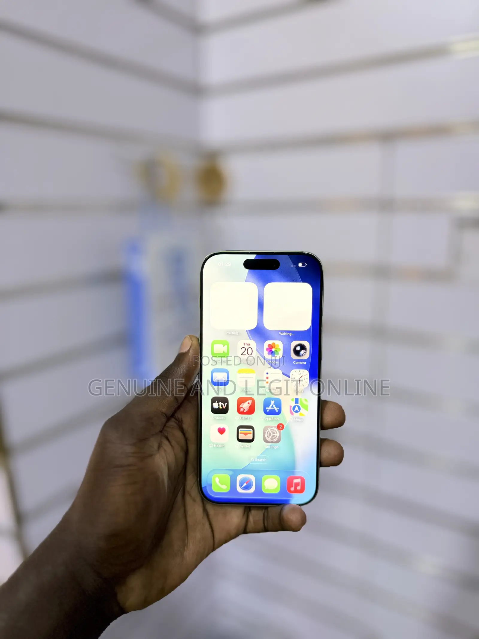 Apple iPhone 16 Pro 128 GB Gold