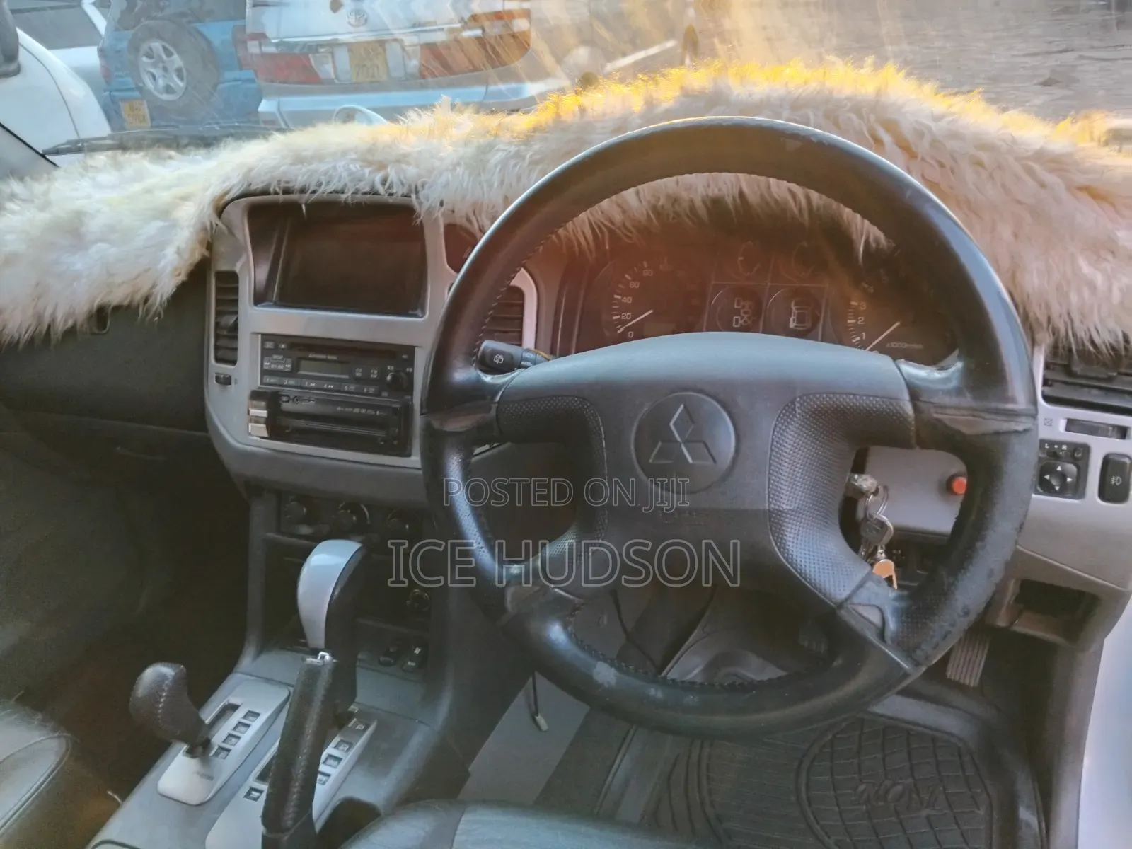Mitsubishi Pajero 2006 White
