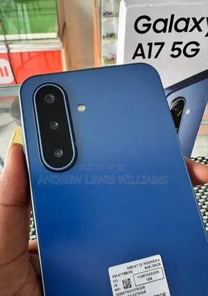 New Samsung Galaxy A17 5G 256 GB Blue