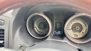 Mitsubishi Pajero 2011 Gold
