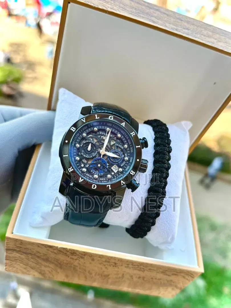 Gentleman Watch With a Bangle
