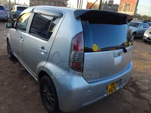 Toyota Passo 2008 White