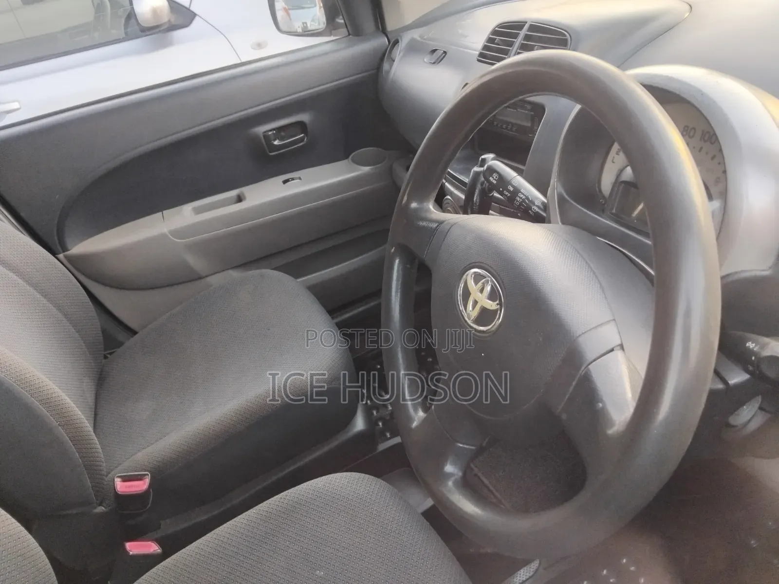 Toyota Passo 2008 White