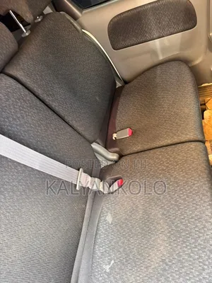 Toyota Sienta 2015 Silver