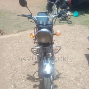 Bajaj Boxer 2018 Red