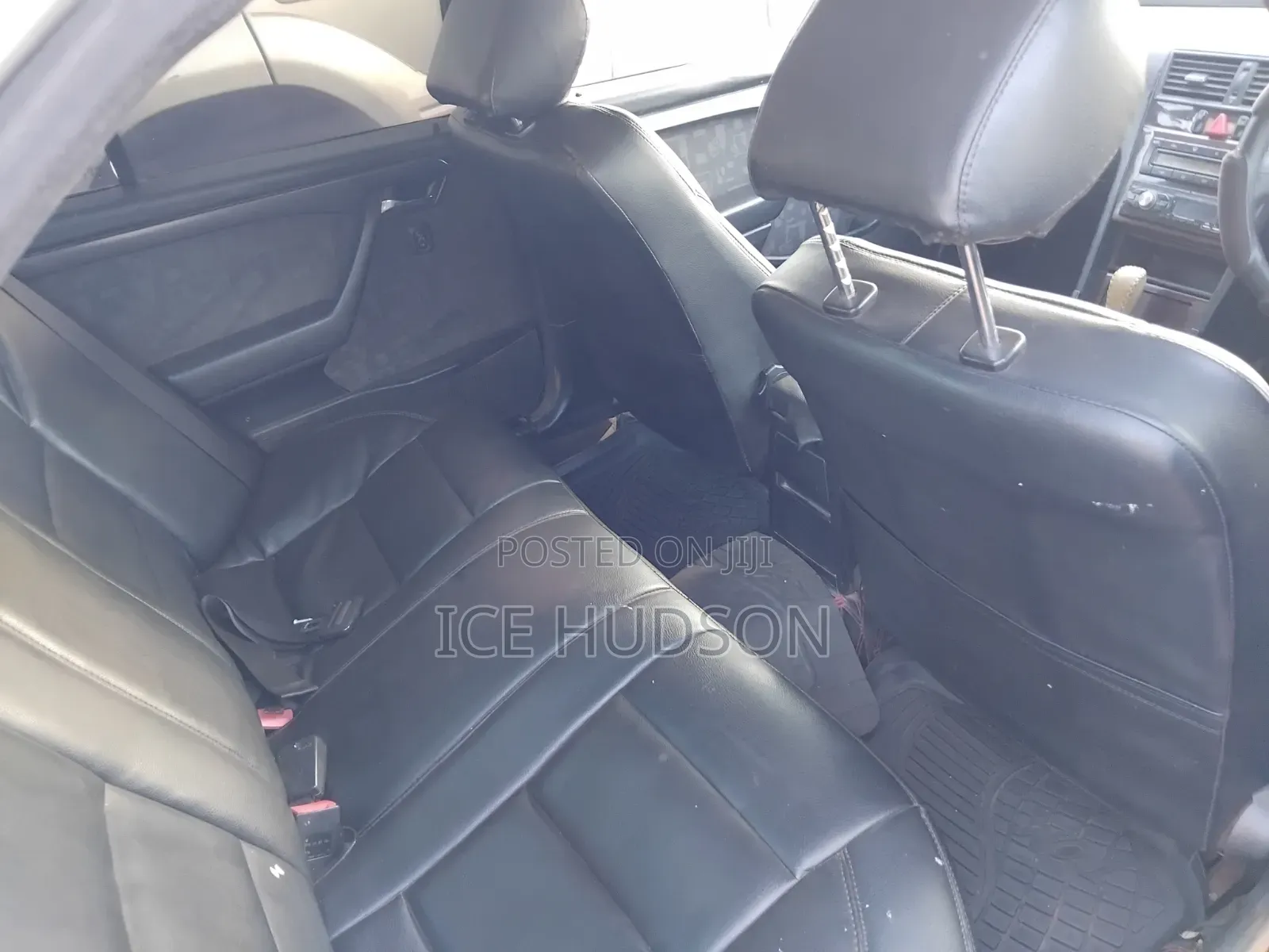 Mercedes-Benz C200 2000 Silver
