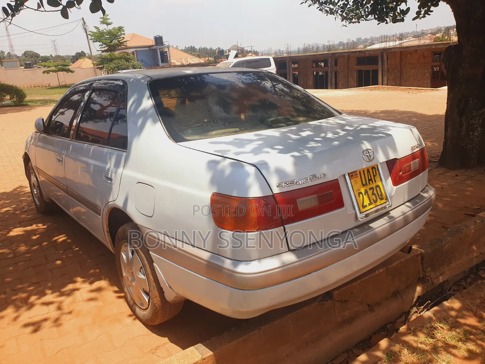 Toyota Corona Premio 2000 Silver