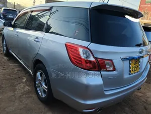 Subaru Exiga 2011 Silver
