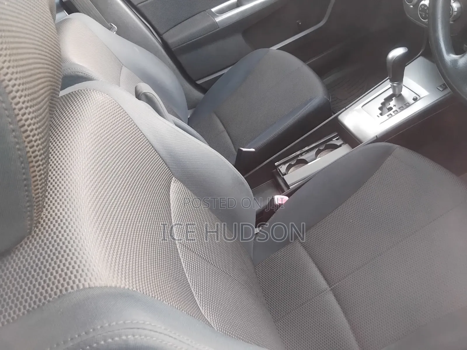 Subaru Exiga 2011 Silver