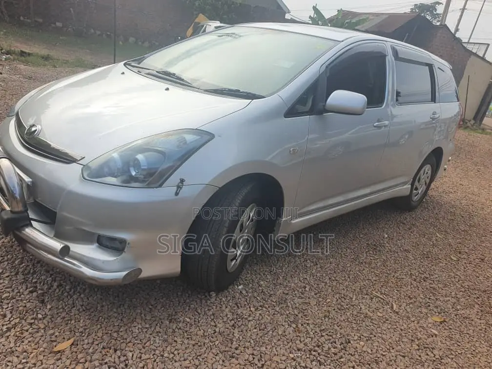 Toyota Wish 2007 Silver