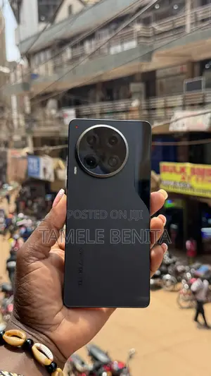 Tecno Camon 30 256 GB Black