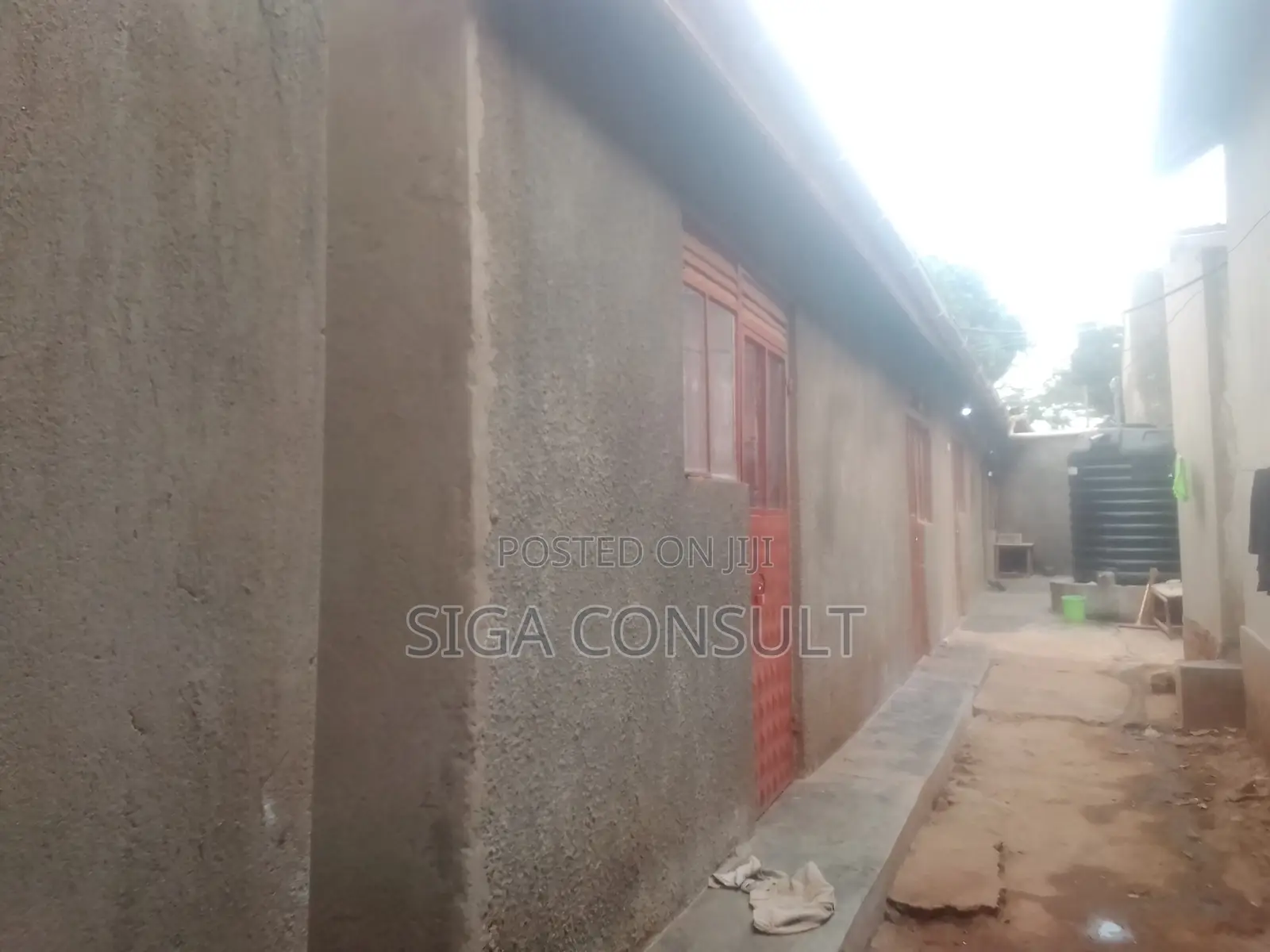 2bdrm House in Kyambogo, Nakawa for sale