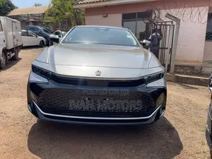 Toyota Crown 2023 Gray