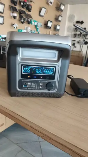 1500W Portable Solar Power Station 50Ah LiFePO4 25.6V Generator