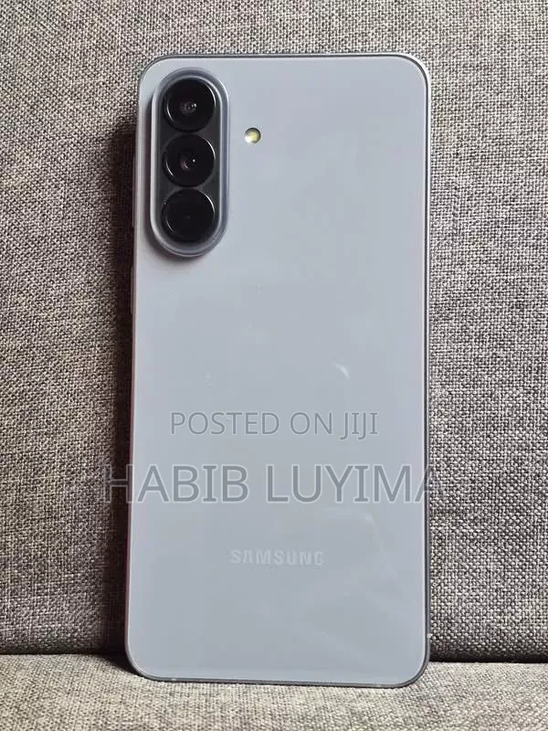 New Samsung Galaxy A57 256 GB Gray