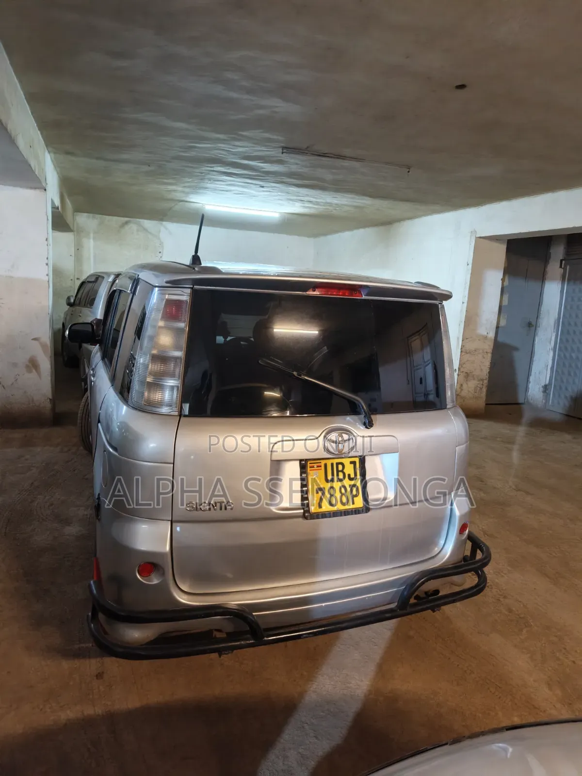 Toyota Sienta 1.5 AWD 2008 Silver