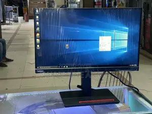 Desktop Computer Lenovo 4GB Intel Core i3 HDD 500GB