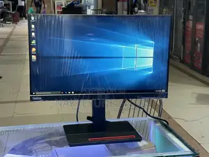 Desktop Computer Lenovo 4GB Intel Core i3 HDD 500GB