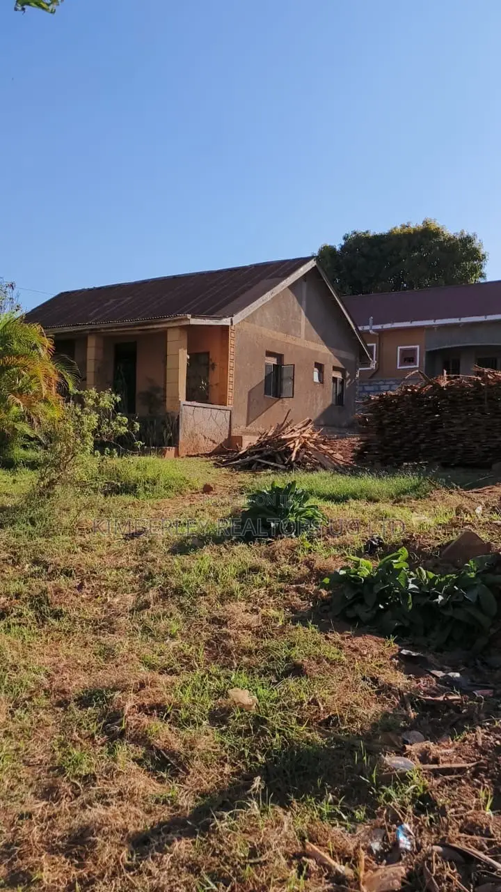 🔥🔥 15 Commercial Decimals of Prime Land for Sale in Kawempe Ttula! 🔥🔥