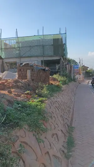 🔥🔥 Prime Commercial Plot for Sale in Kawempe Ttula! 🔥🔥