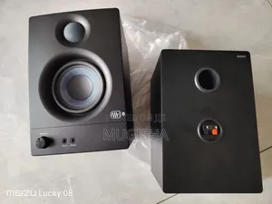 PreSonus E3.5BT Studio Monitors