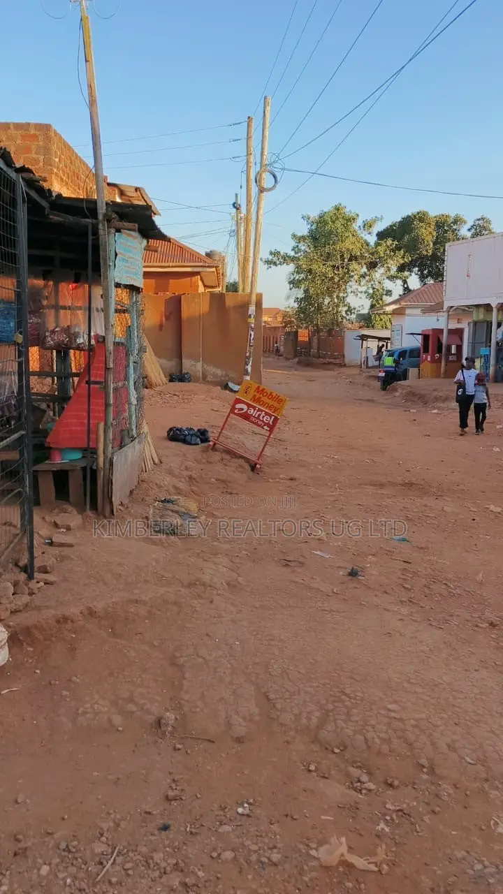 🔥🔥 15 Commercial Decimals of Prime Land for Sale in Kawempe Ttula! 🔥🔥