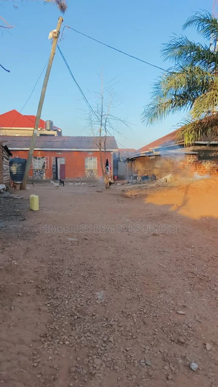🔥🔥 15 Commercial Decimals of Prime Land for Sale in Kawempe Ttula! 🔥🔥