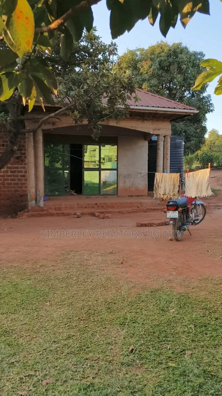 🔥🔥 24 Commercial Decimals of Prime Land for Sale in Kawempe Ttula! 🔥🔥