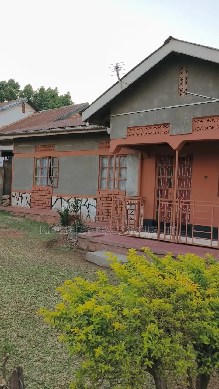 4bdrm House in Kawempe for sale