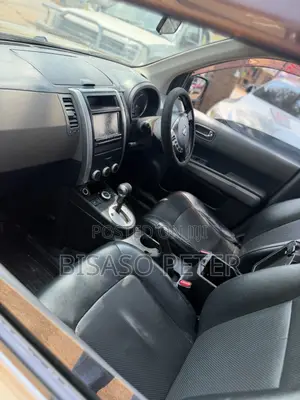 Nissan X-Trail 2010 Gray
