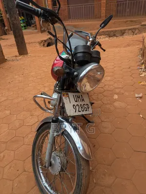 Bajaj Boxer 125 2019 Red