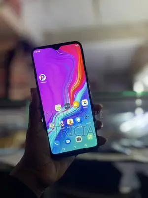 Infinix Hot 8 32 GB Black