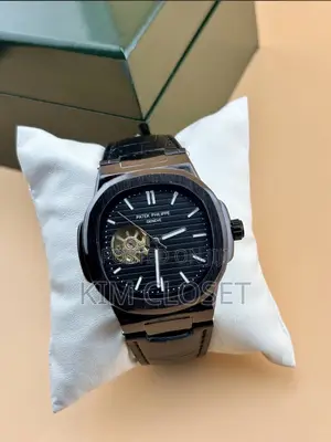 Elyzaro Black