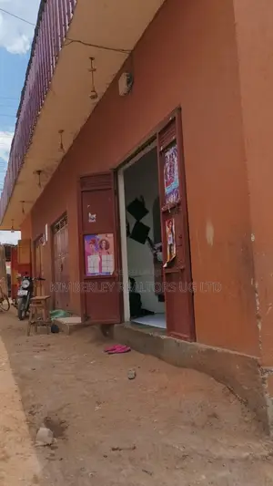 🔥🔥 14 Shops for Sale in Bombo Road, Kawempe! 🔥🔥
