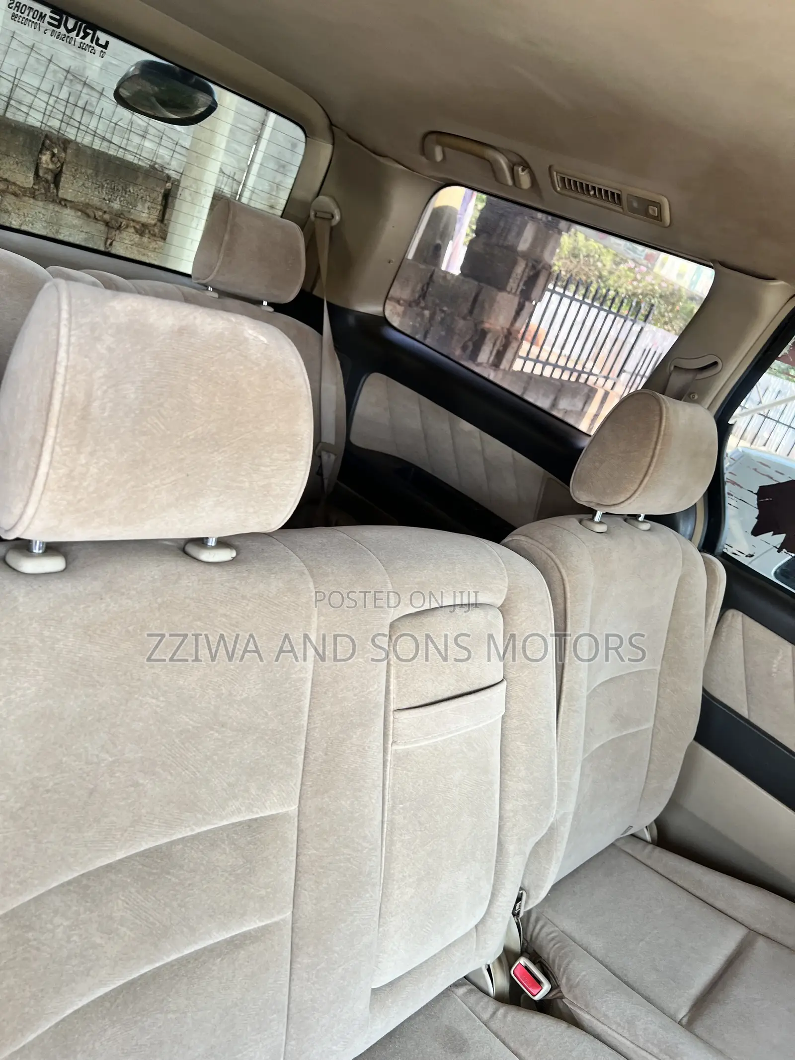 Toyota Alphard 2.4 Petrol FWD 2006 Black