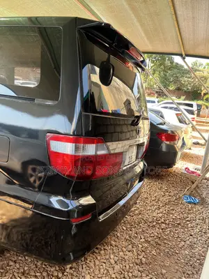 Toyota Alphard 2.4 Petrol FWD 2006 Black